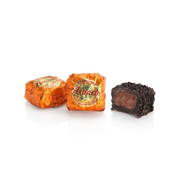 112328 Čokoláda Venchi hořké kostky plněné kakaovým krémem s pomerančem 100 g
